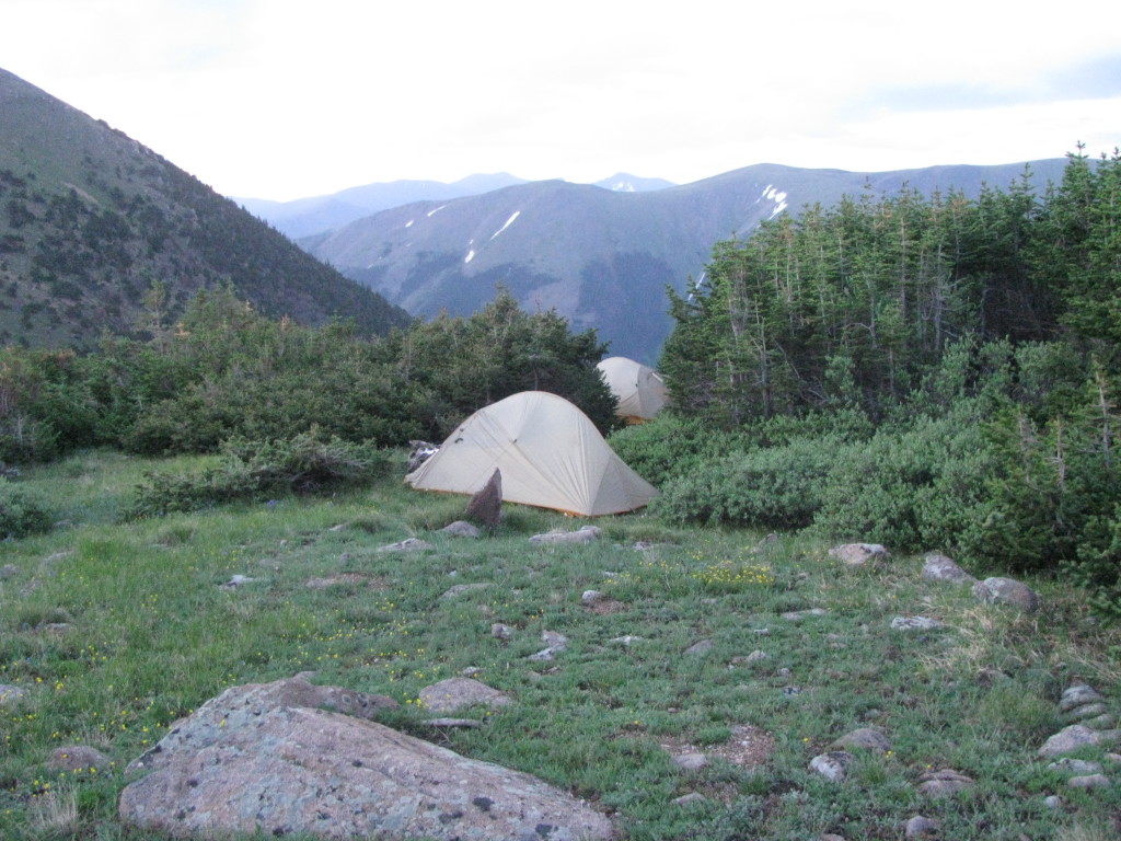 tents-on-mountain